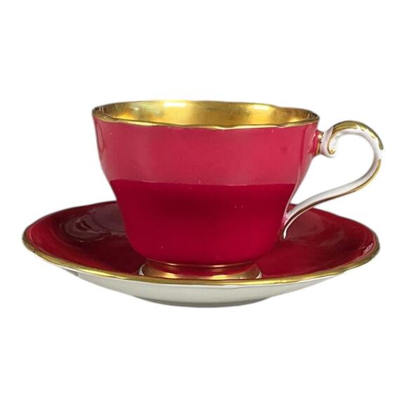 Vintage AYNSLEY Bone China England Rare Find Deep Red & Gold Tea Cup & Saucer - Picture 5 of 9